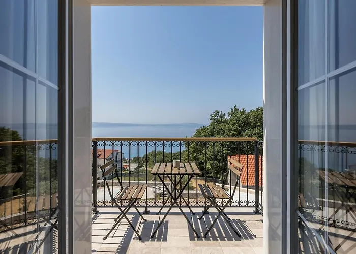 La Residenza - Heated Pool Villa *