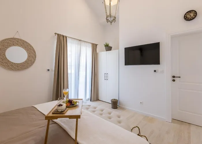 La Residenza - Heated Pool Villa